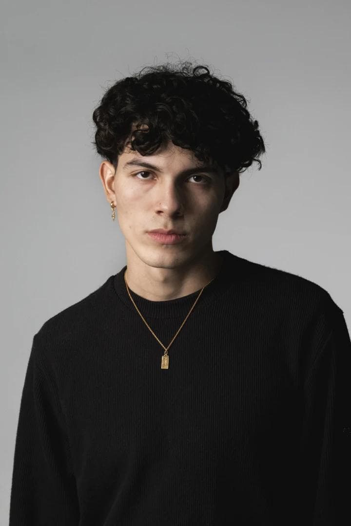 Gold Lovers Pendant Chain